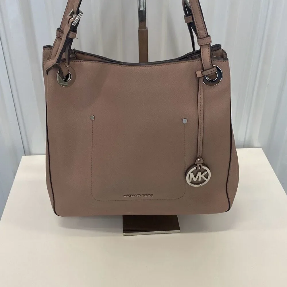 Michael Kors Walsh Bag